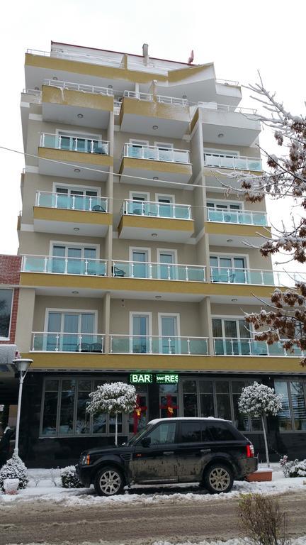 Hotel Pogradeci Εξωτερικό φωτογραφία