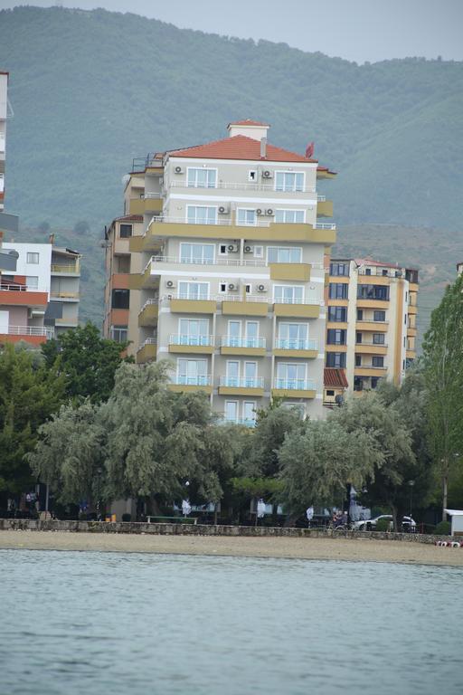 Hotel Pogradeci Εξωτερικό φωτογραφία