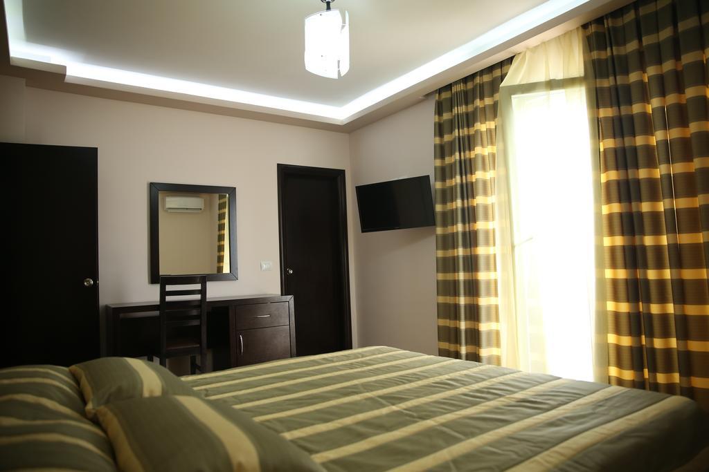 Hotel Pogradeci Δωμάτιο φωτογραφία