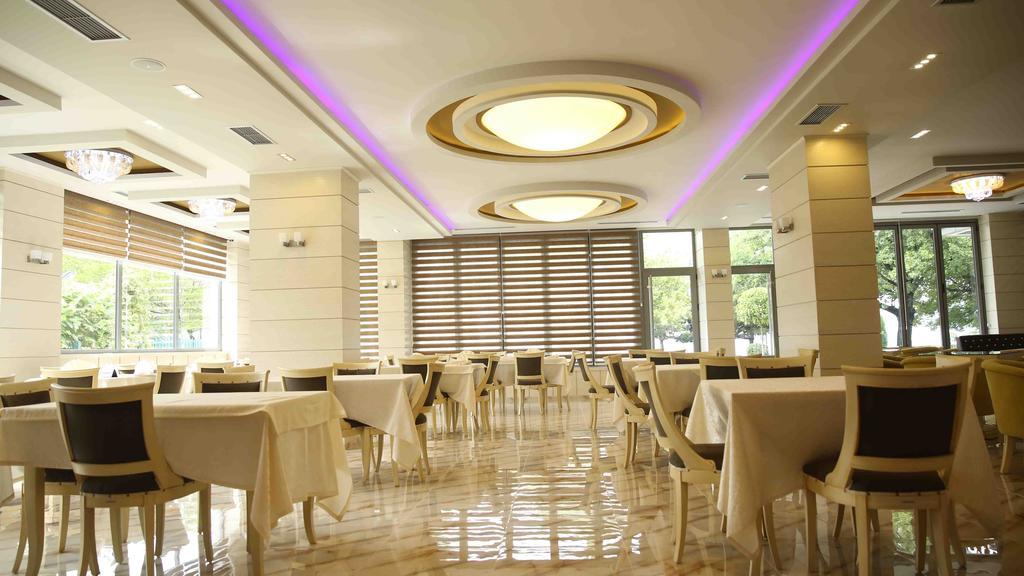 Hotel Pogradeci Εξωτερικό φωτογραφία