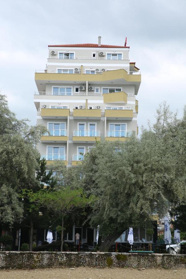 Hotel Pogradeci Εξωτερικό φωτογραφία